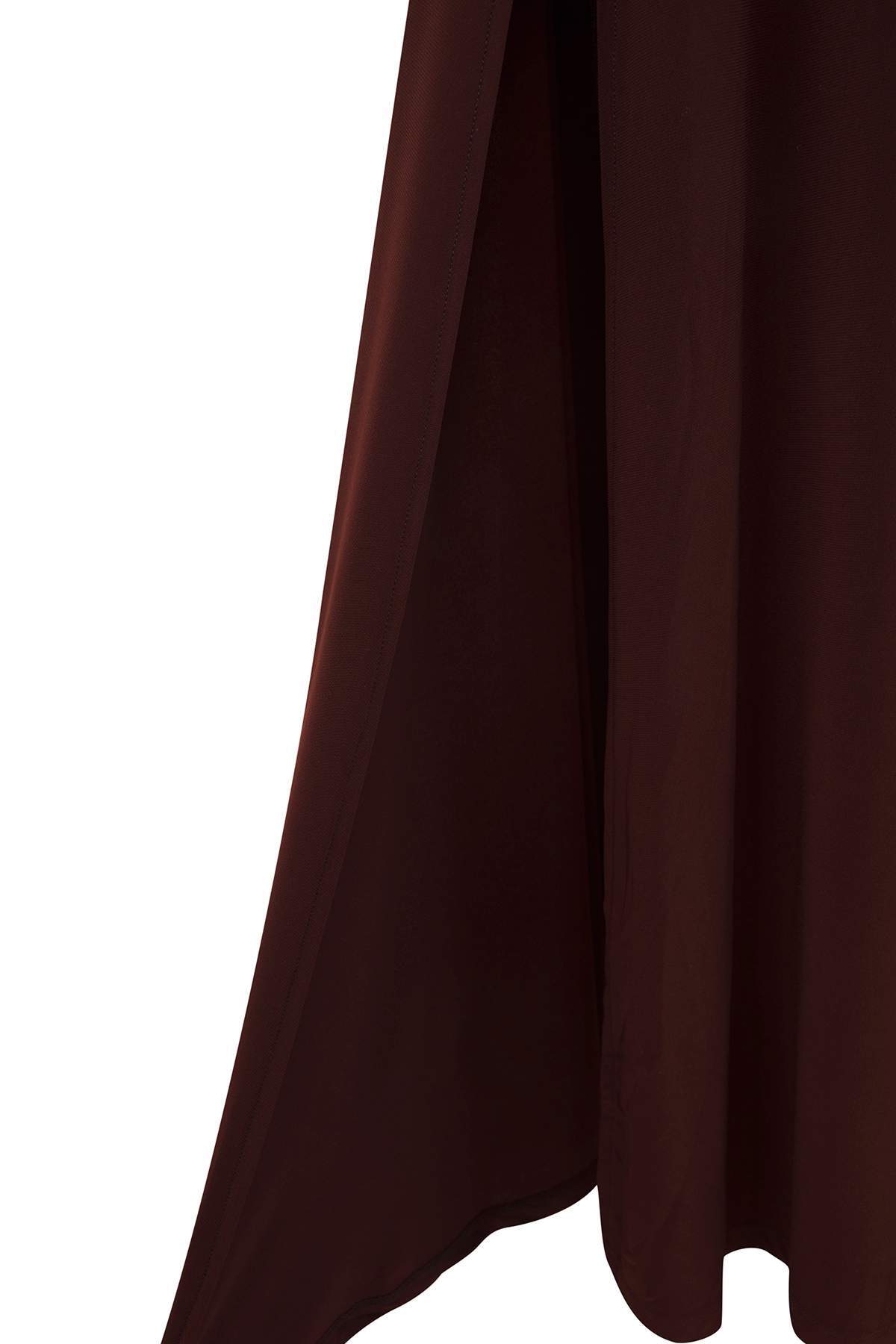 Trendyolmilla Bordo Düz Limited Edition V Yaka Skater/Belden Açılan Esnek Maxi Örme Elbise TWOAW25EL00299