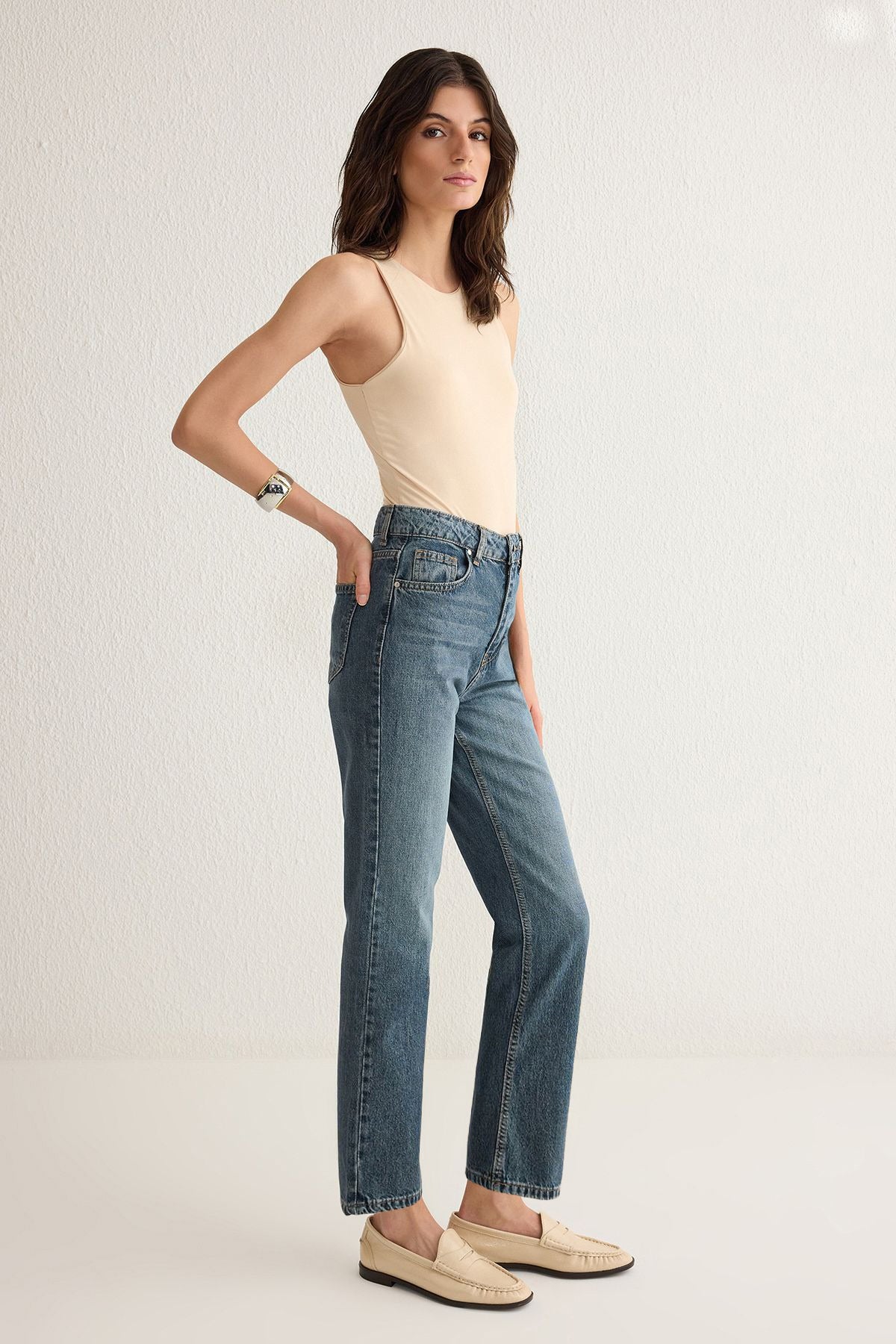 Trendyolmilla Açık Mavi  Yüksek Bel Straight Jeans TWOSS25JE00106