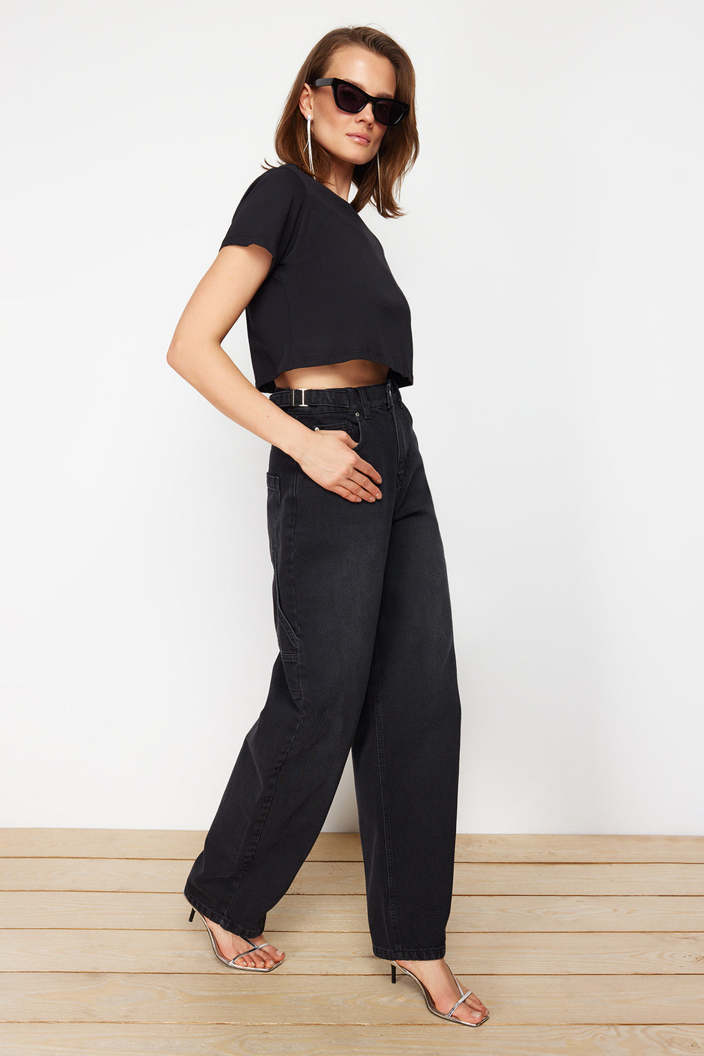 Trendyolmilla Açık Mavi More Sustainable Bol Kesim Yüksek Bel Carpenter Skater Jeans TWOAW24JE00308