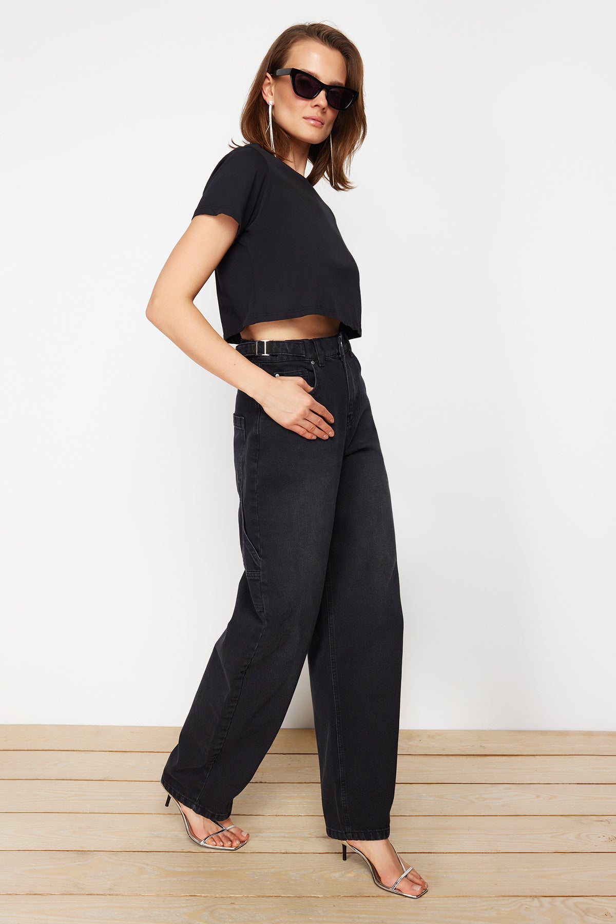 Trendyolmilla Açık Mavi More Sustainable Bol Kesim Yüksek Bel Carpenter Skater Jeans TWOAW24JE00308