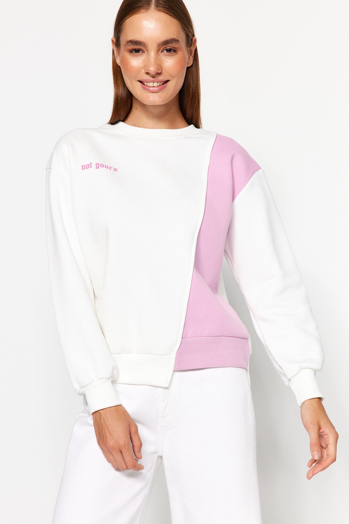 Trendyolmilla Beyaz Baskılı Basic Örme Sweatshirt TWOAW21SW0150 Secondary image