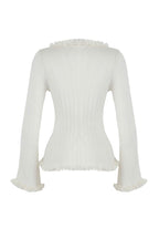 Trendyolmilla Teen Ekru V Yaka Dantel Garnili Premium/Özel İplikli Fitted/Vücuda Oturan Triko Hırka TWOAW26HI00098