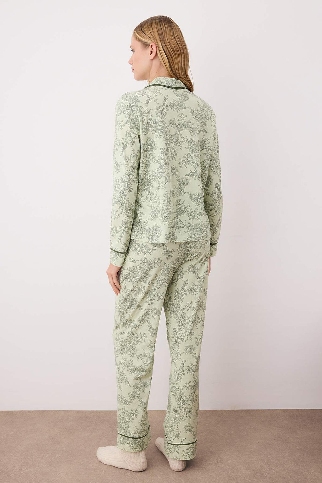 Yeşil %100 Pamuklu Çiçekli Gömlek Yaka Biyeli Örme Pijama Takımı THMAW26PT00152