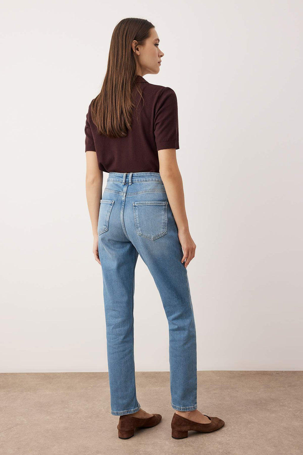 Mavi Yüksek Bel Comfort/Esnek Slim Fit Mom Jeans TWOAW26JE00229