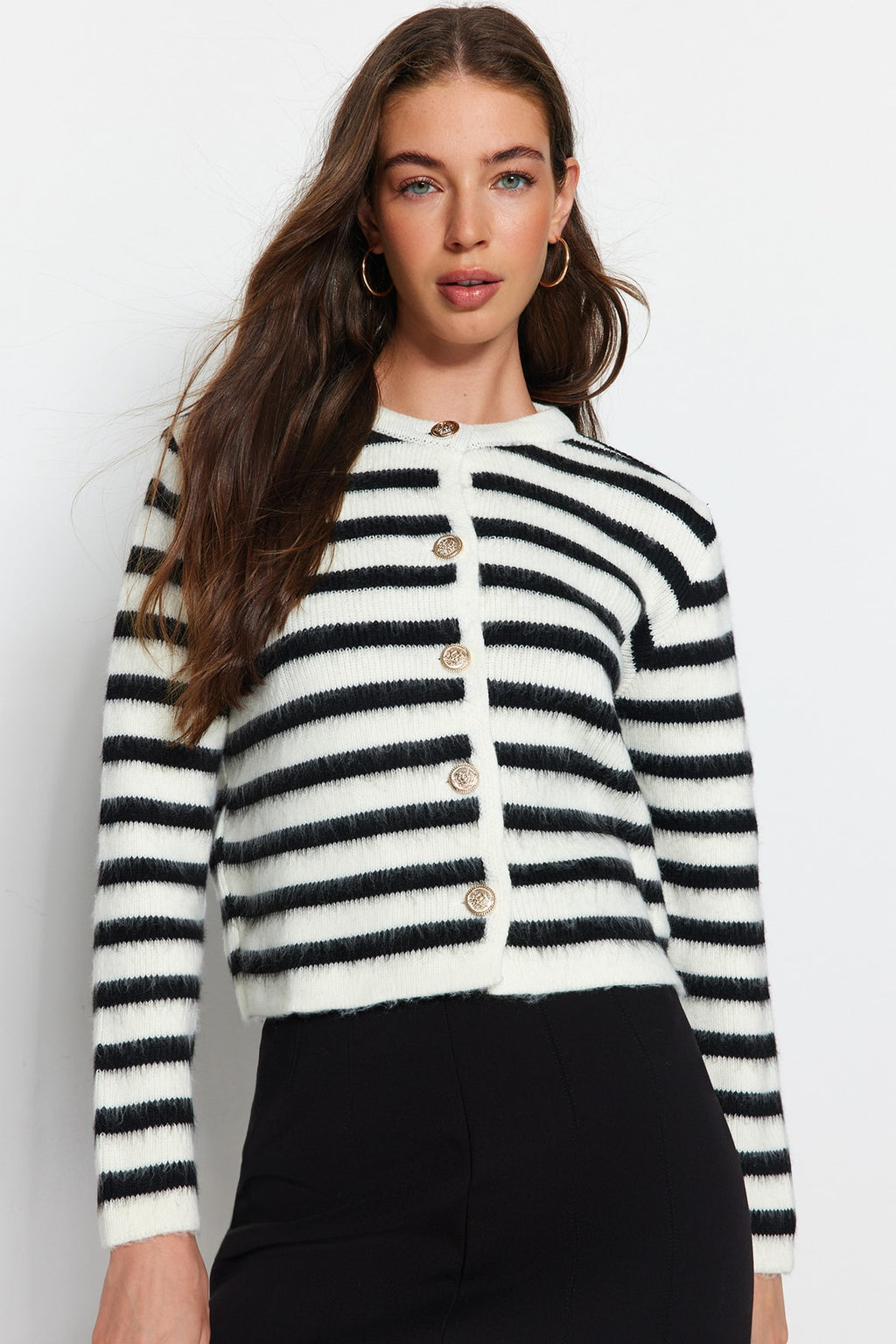 Trendyolmilla Lacivert Yumuşak Dokulu Çizgili Fitted Triko Hırka TWOAW24HI00040
