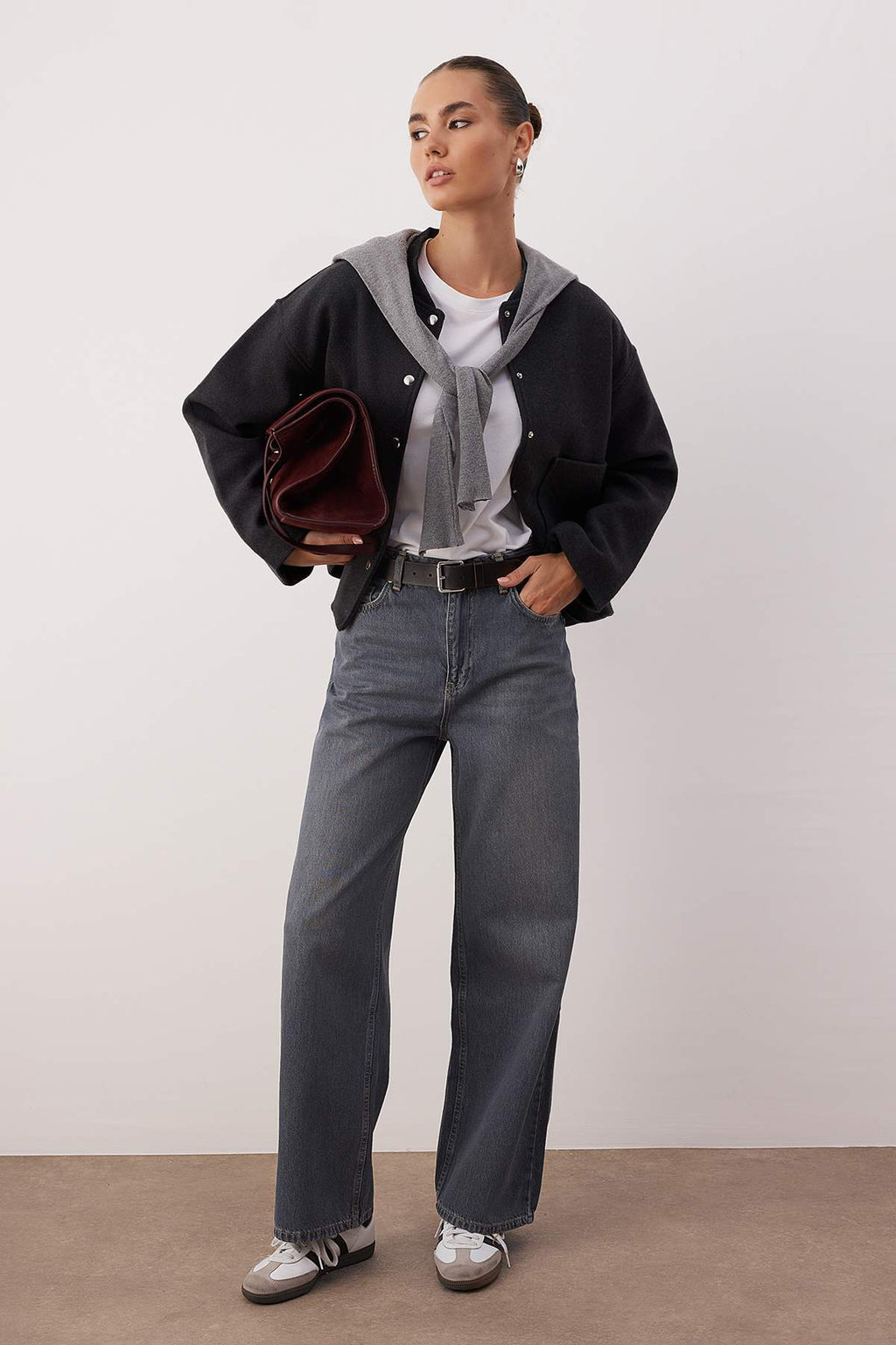 Gri Yüksek Bel Baggy Wide Leg Rahat Geniş Paça %100 Pamuklu Jeans TWOAW26JE00239