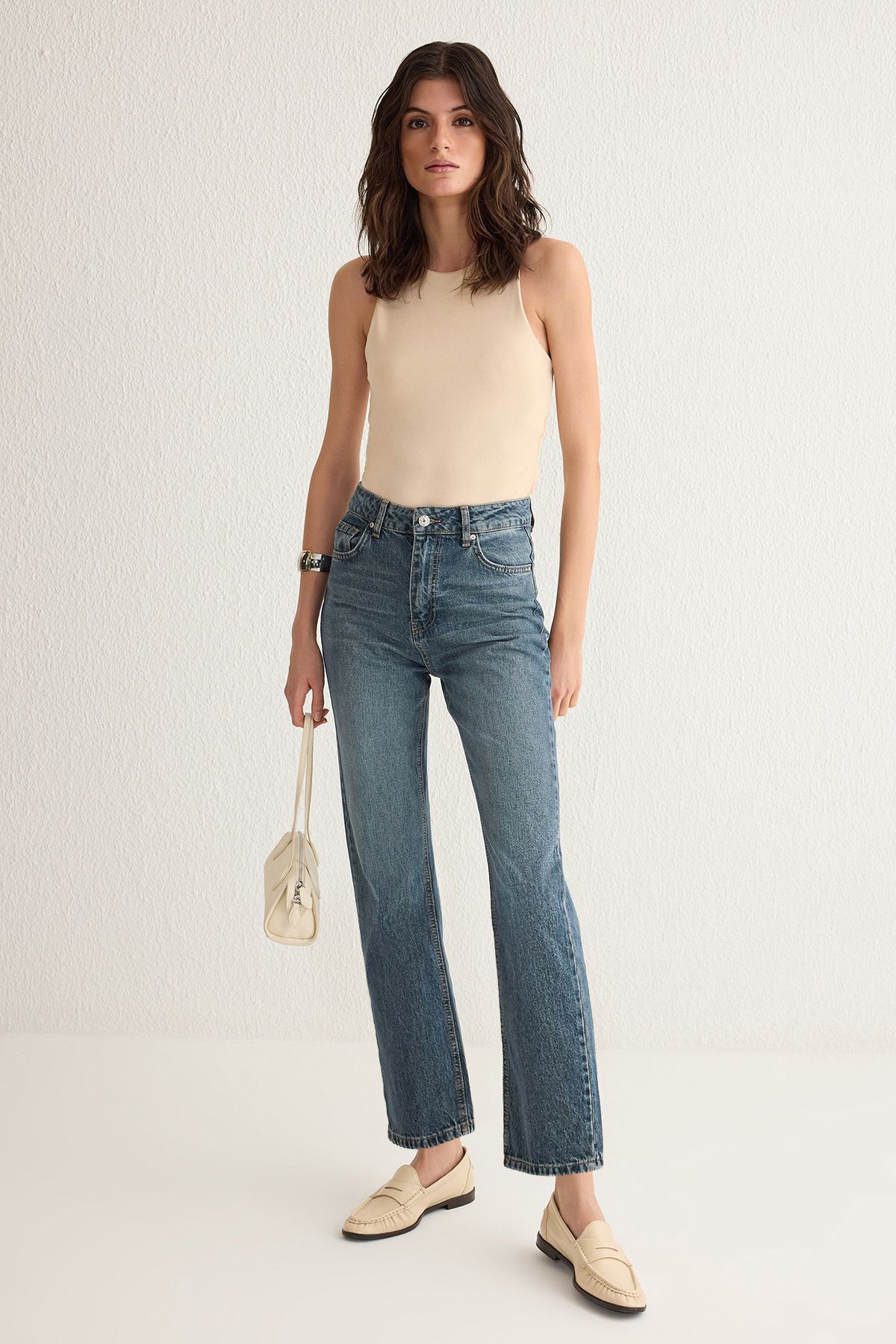 Trendyolmilla Açık Mavi  Yüksek Bel Straight Jeans TWOSS25JE00106