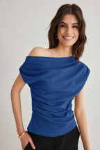 Trendyolmilla Kırmızı Büzgü/Drape Detaylı Dökümlü Asimetrik Yaka Örme Bluz TWOSS25BZ00024