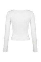 Trendyolmilla Siyah Fırfırlı Fitted/Vücuda Oturan Örme Bluz TWOAW26BZ00287