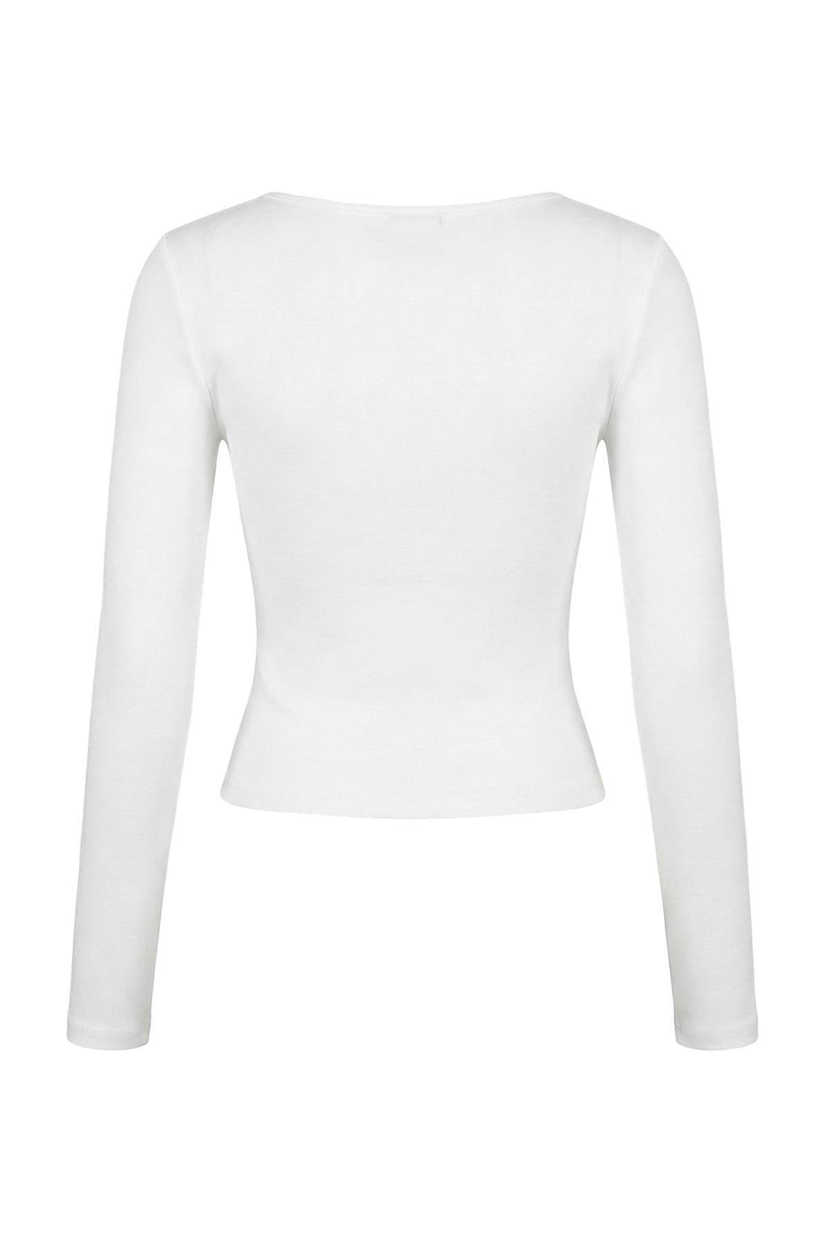 Trendyolmilla Siyah Fırfırlı Fitted/Vücuda Oturan Örme Bluz TWOAW26BZ00287