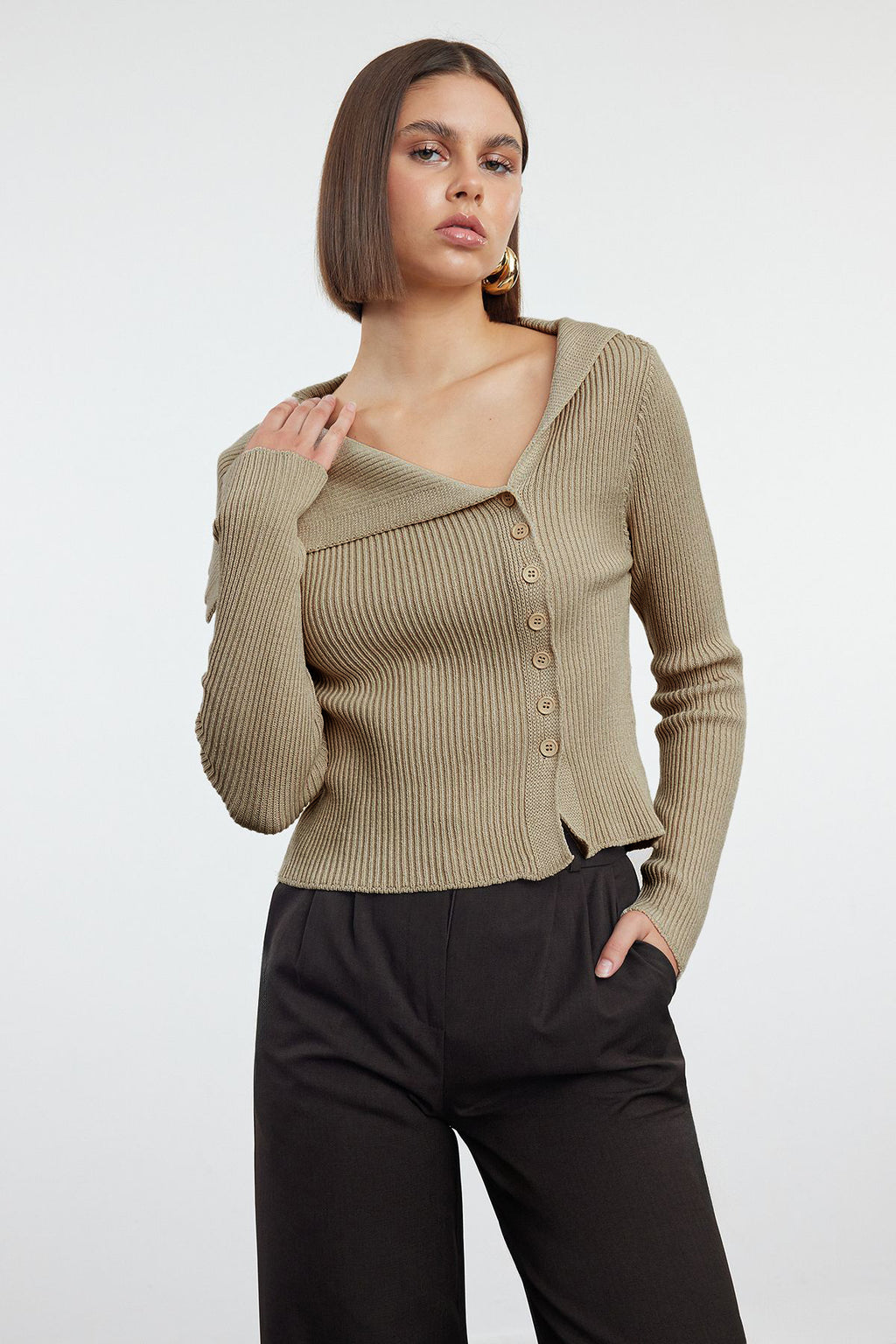 Trendyolmilla Siyah Merserize Görünümlü Premium İplik/Özel İplik Fitted/Vücudu Saran Triko Hırka TWOAW25HI00254