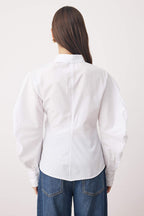 Trendyolmilla Siyah Balon Kol Detaylı Bele Oturan Asimetrik Fitted Gömlek TWOSS25GO00155
