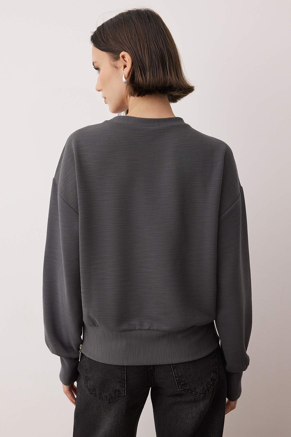 Trendyolmilla Ekru Fitilli Regular/Normal Kalıp Örme Sweatshirt TWOAW26SW00046