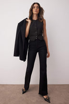 Trendyolmilla Koyu Mavi Yüksek Bel Comfort/Esnek Comfort Flare Jeans TWOAW26JE00049