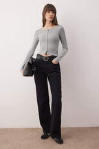 Trendyolmilla Kırmızı Önü Full Çıtçıtlı Fitted/Vücuda Oturan Örme Bluz TWOAW26BZ00193