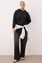 Siyah Kapüşonlu Oversize/Geniş Kalıp Örme Sweatshirt TWOAW26SW00223