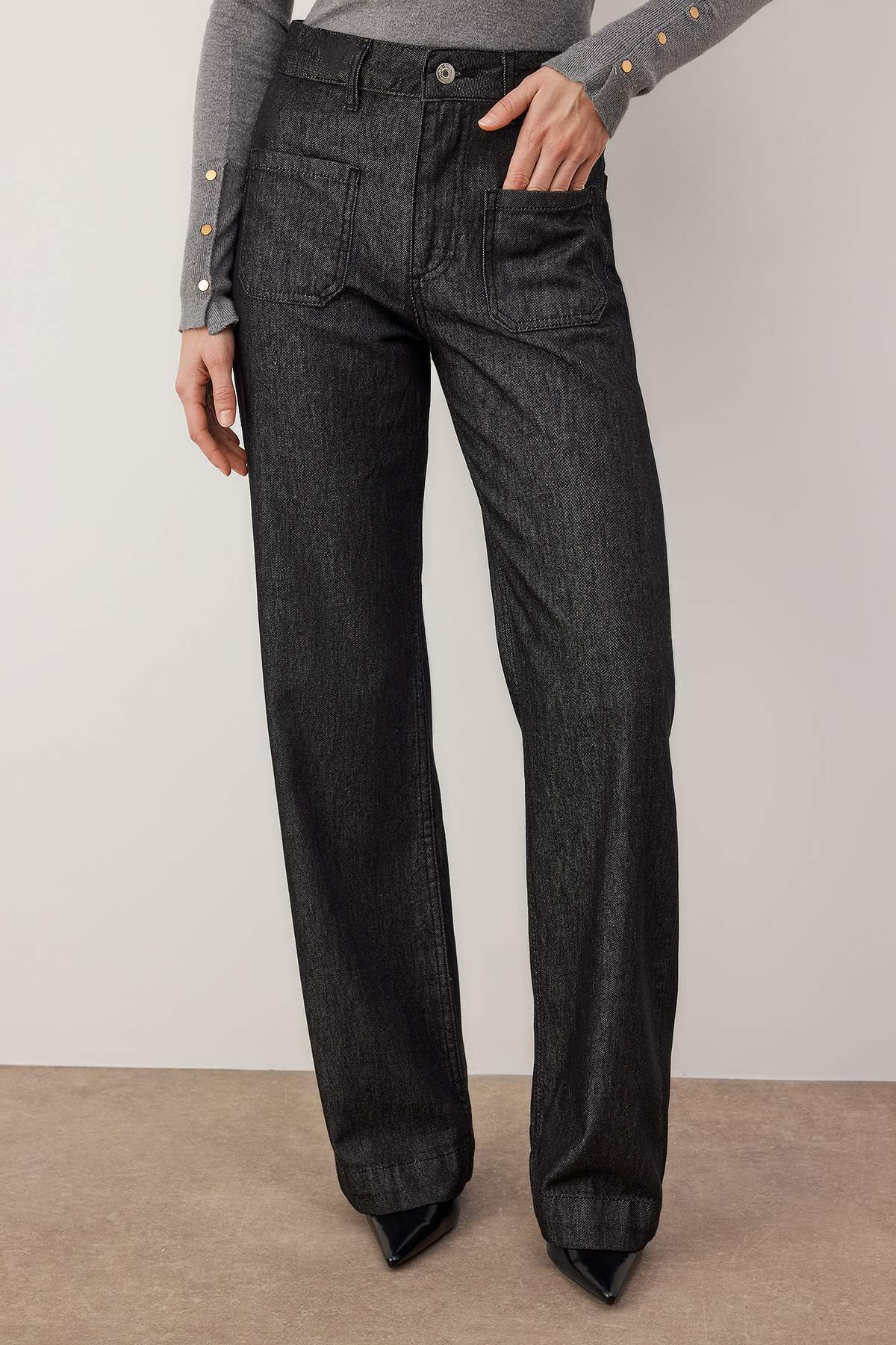 Trendyolmilla Lacivert Yüksek Bel Cep Detaylı Raw Wide Leg Jeans TWOAW26JE00231