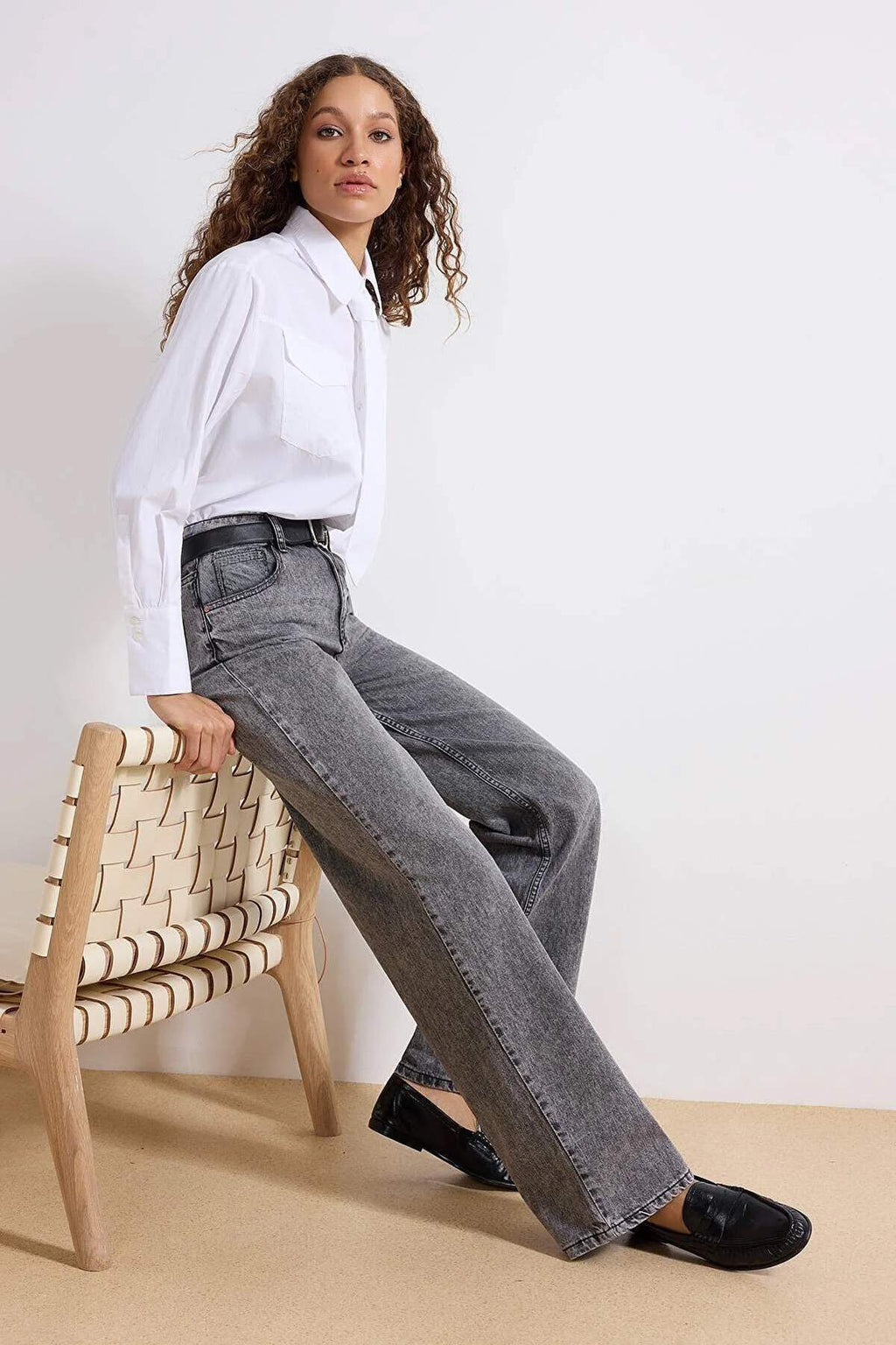 Gri More Sustainable Soluk Efekt Vintage Yüksek Bel Wide Leg Jeans TWOSS24JE00018