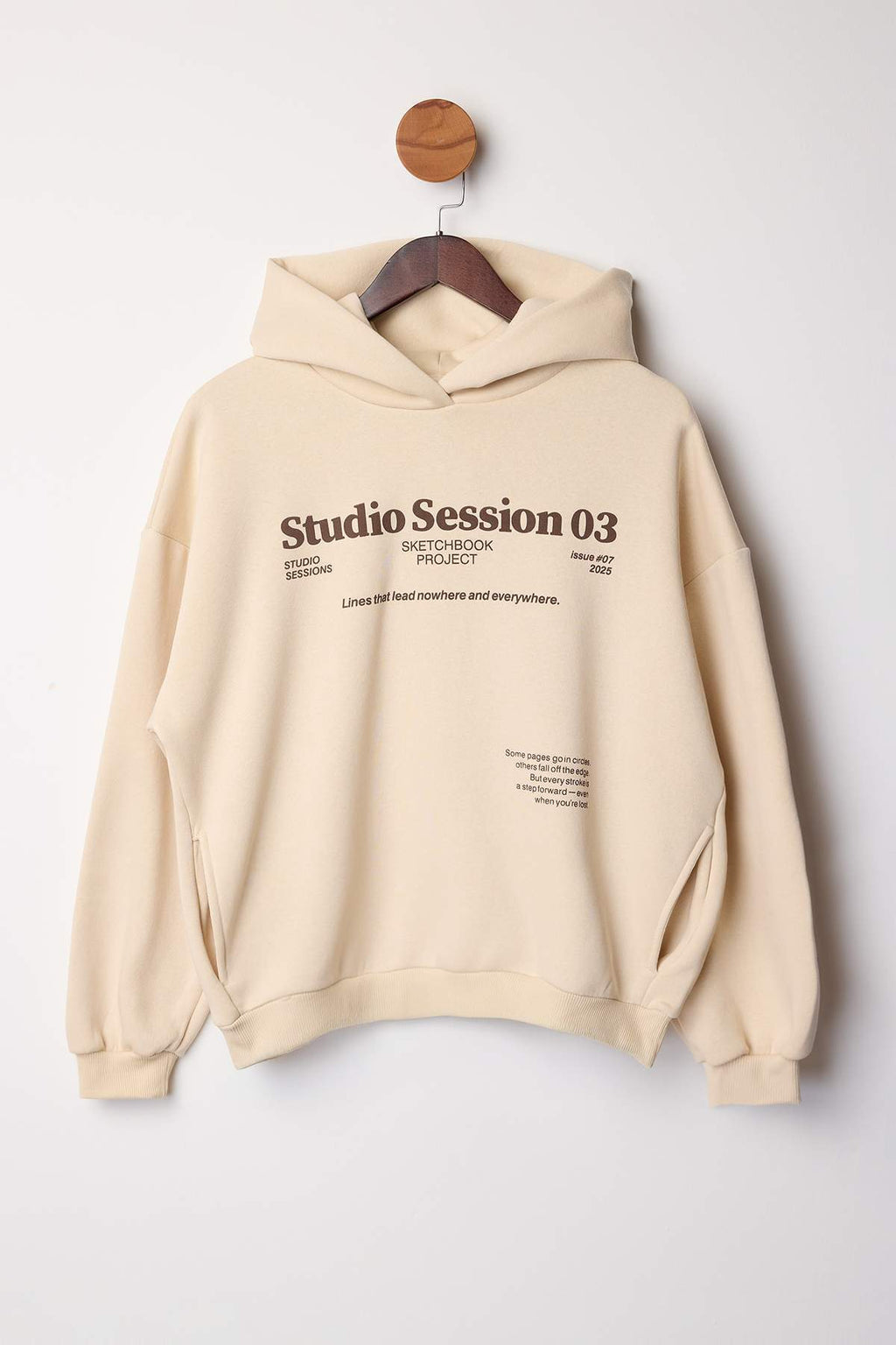 Trendyolmilla Taş Kalın İçi Polarlı Kapüşonlu Slogan Baskılı Boxy Fit Örme Sweatshirt TWOAW26SW00217