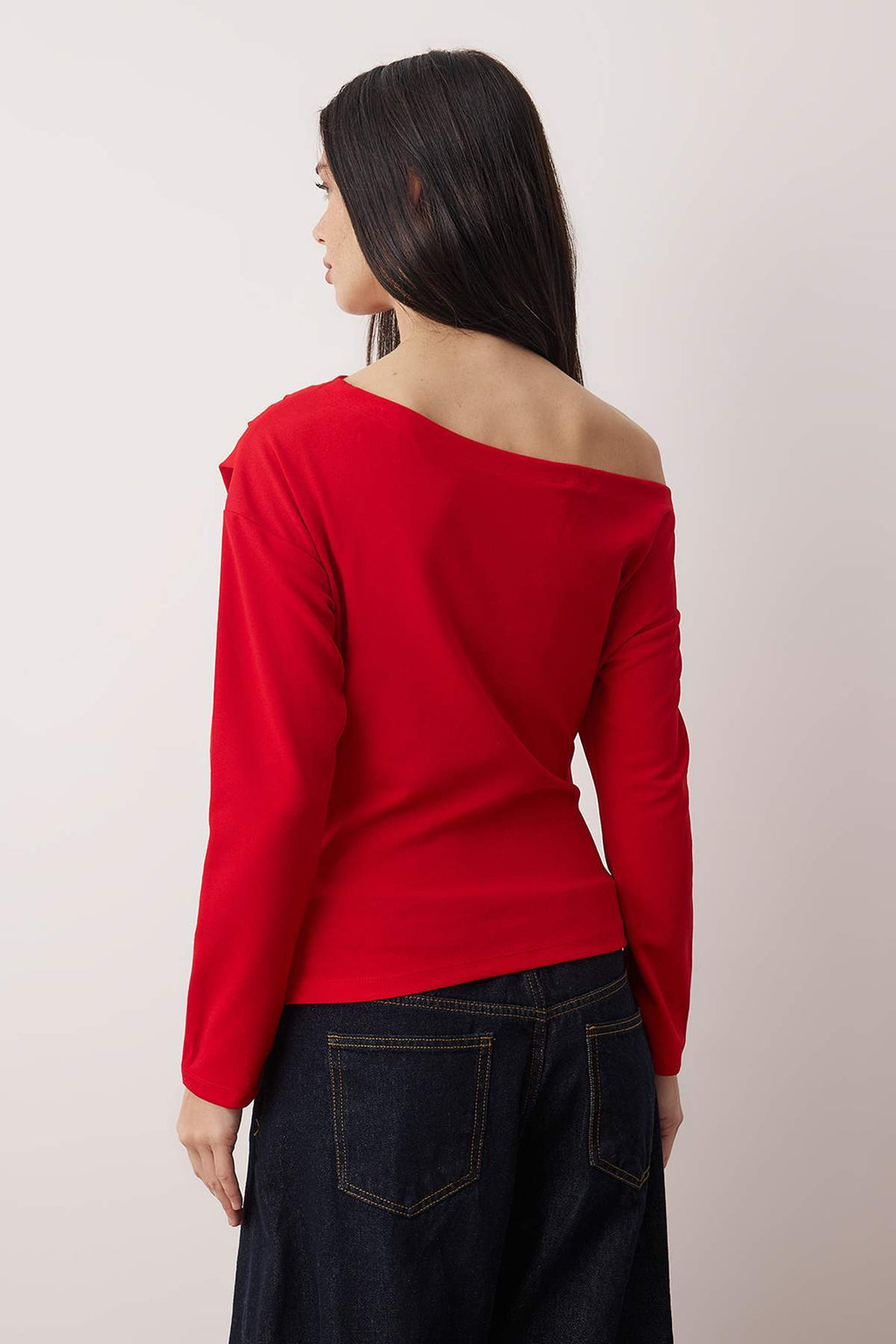 Trendyolmilla Kırmızı Büzgü/Drape Detaylı Dökümlü Asimetrik Yaka Örme Bluz TWOAW26BZ00138