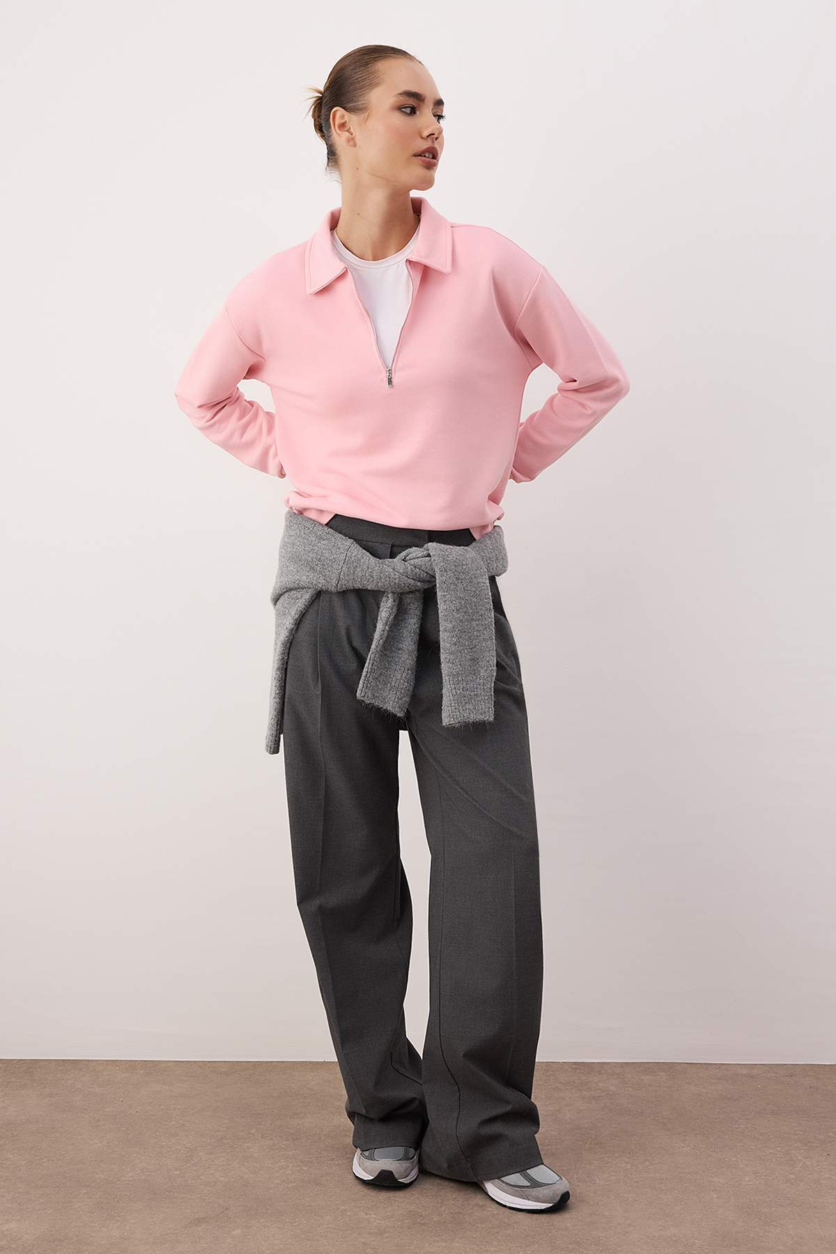 Açık Pembe Yarım Pat Fermuarlı Regular/Normal Kalıp Örme Sweatshirt TWOAW26SW00108 Secondary image