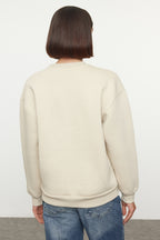 Trendyolmilla Siyah Animal Nakışlı Regular/Normal Kalıp Kalın İçi Polarlı Örme Sweatshirt TWOAW24SW00196
