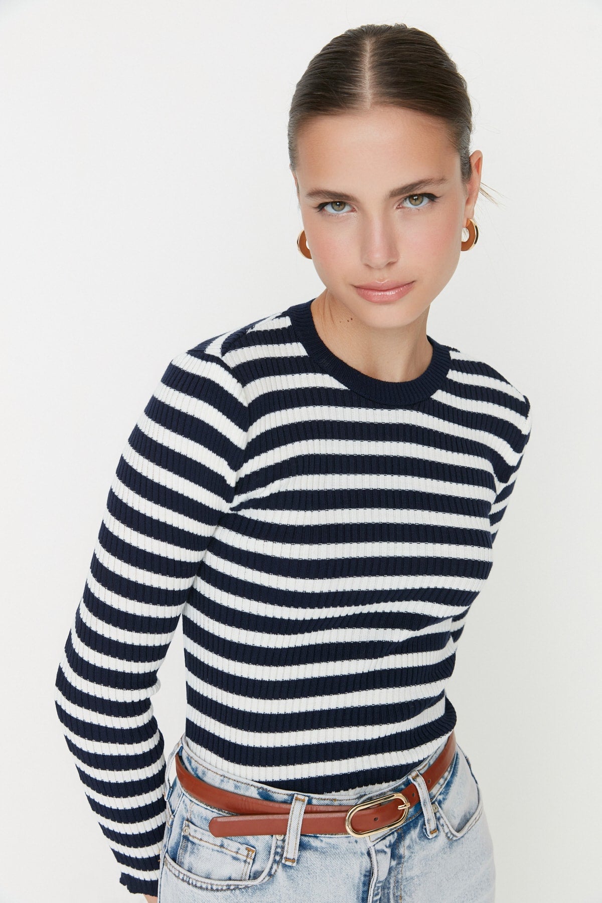 Trendyolmilla Lacivert Basic Çizgili Triko Kazak TWOAW21KZ0942