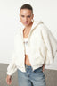 Ekru Peluş Regular/Normal Kalıp Kapüşonlu Fermuarlı Kalın Örme Sweatshirt TWOAW25SW00238