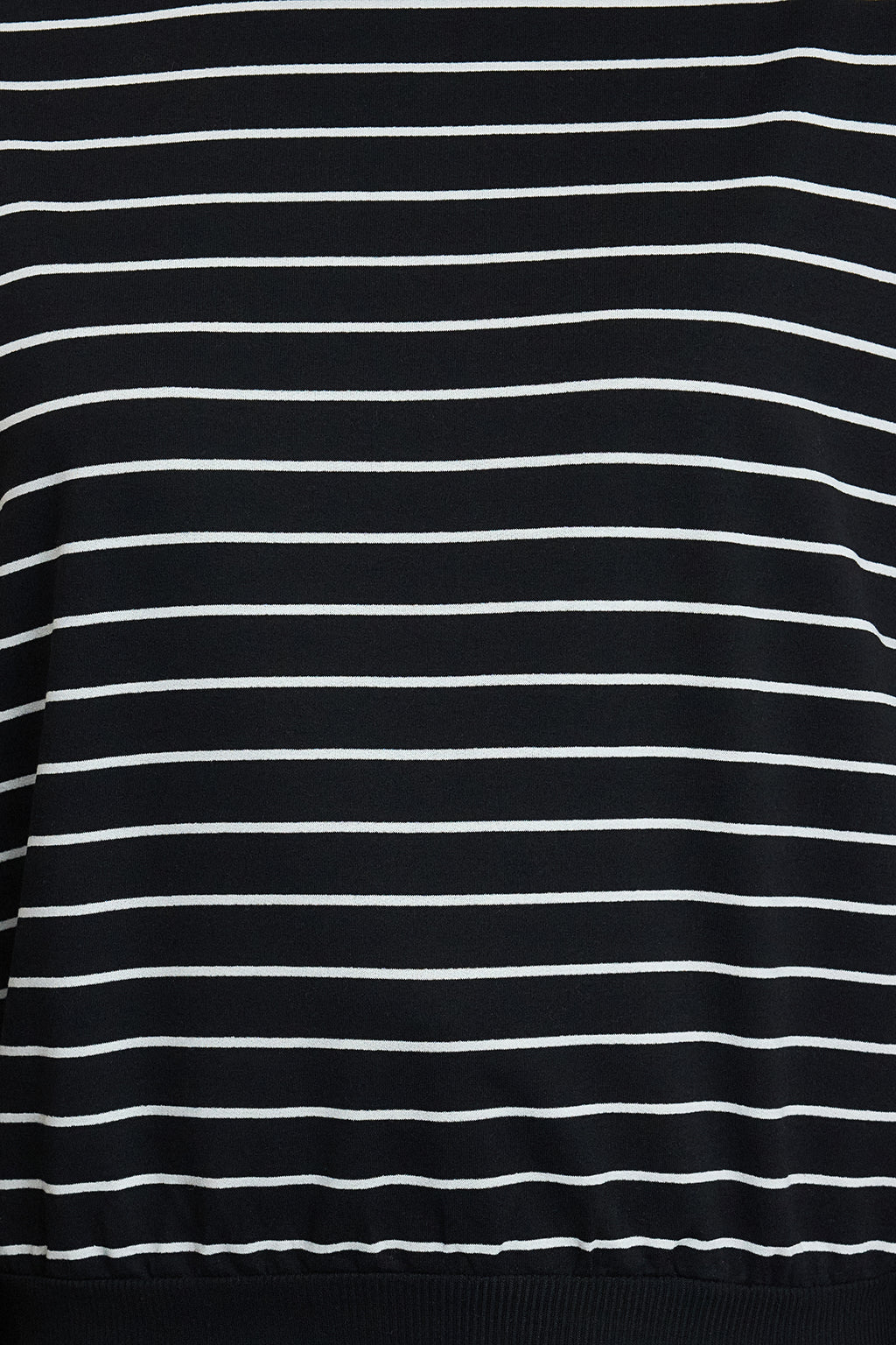 Siyah 2 İplik Bisiklet Yaka Çizgili Regular Örme Sweatshirt TWOAW25SW00324