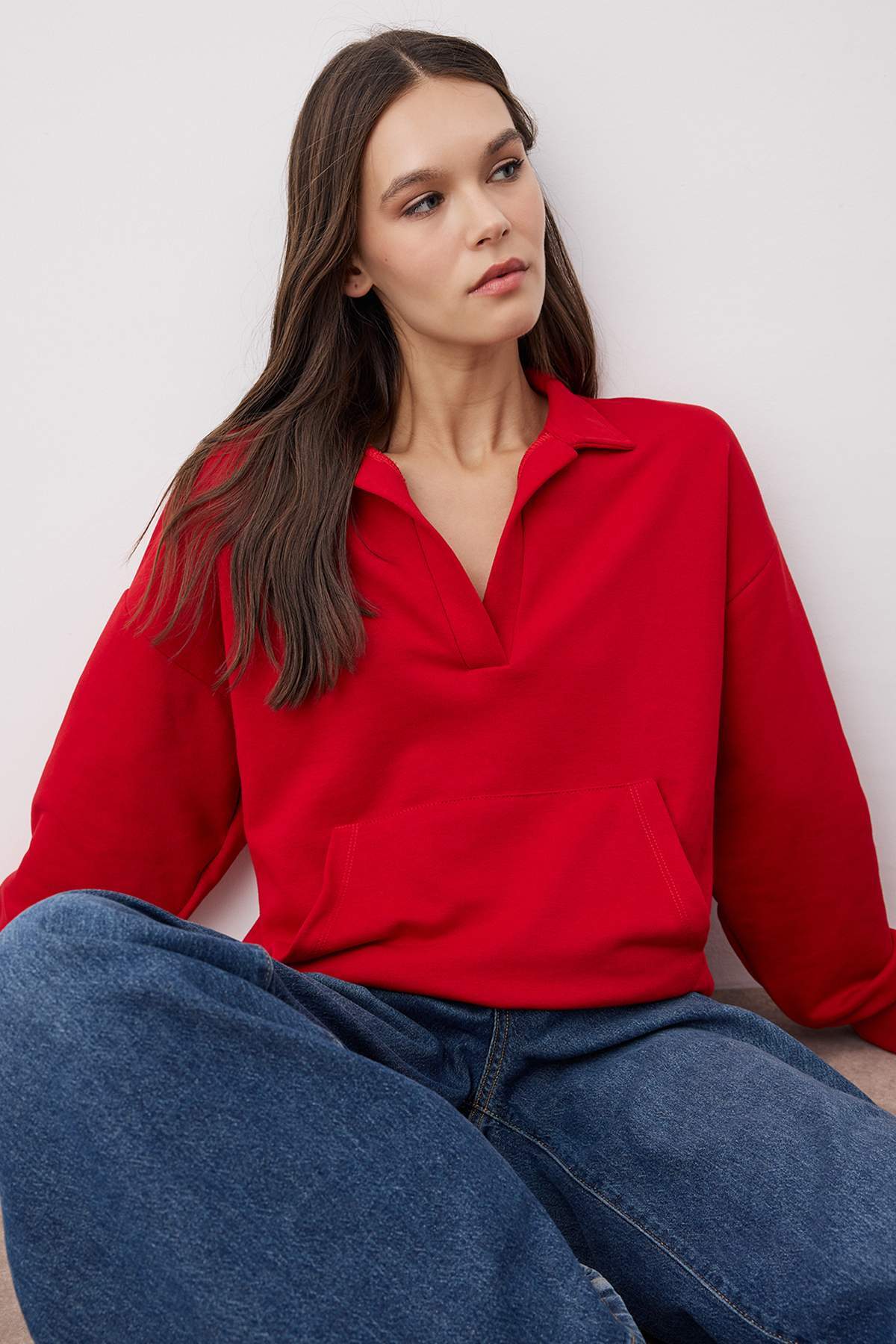 Kırmızı Polo Yaka Kalın Şardonsuz Oversize/Geniş Kesim Örme Sweatshirt TWOAW26SW00112 Main image