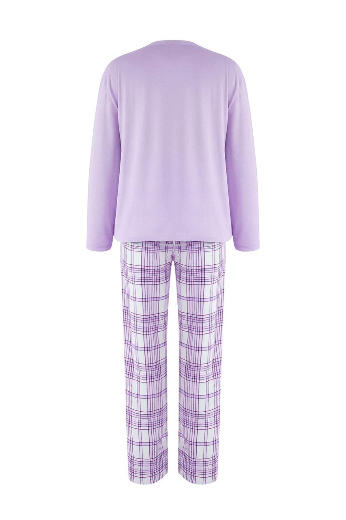 Trendyolmilla Kırmızı-Beyaz Ayıcıklı Kış Temalı Örme Pijama Takımı THMAW26PT00047