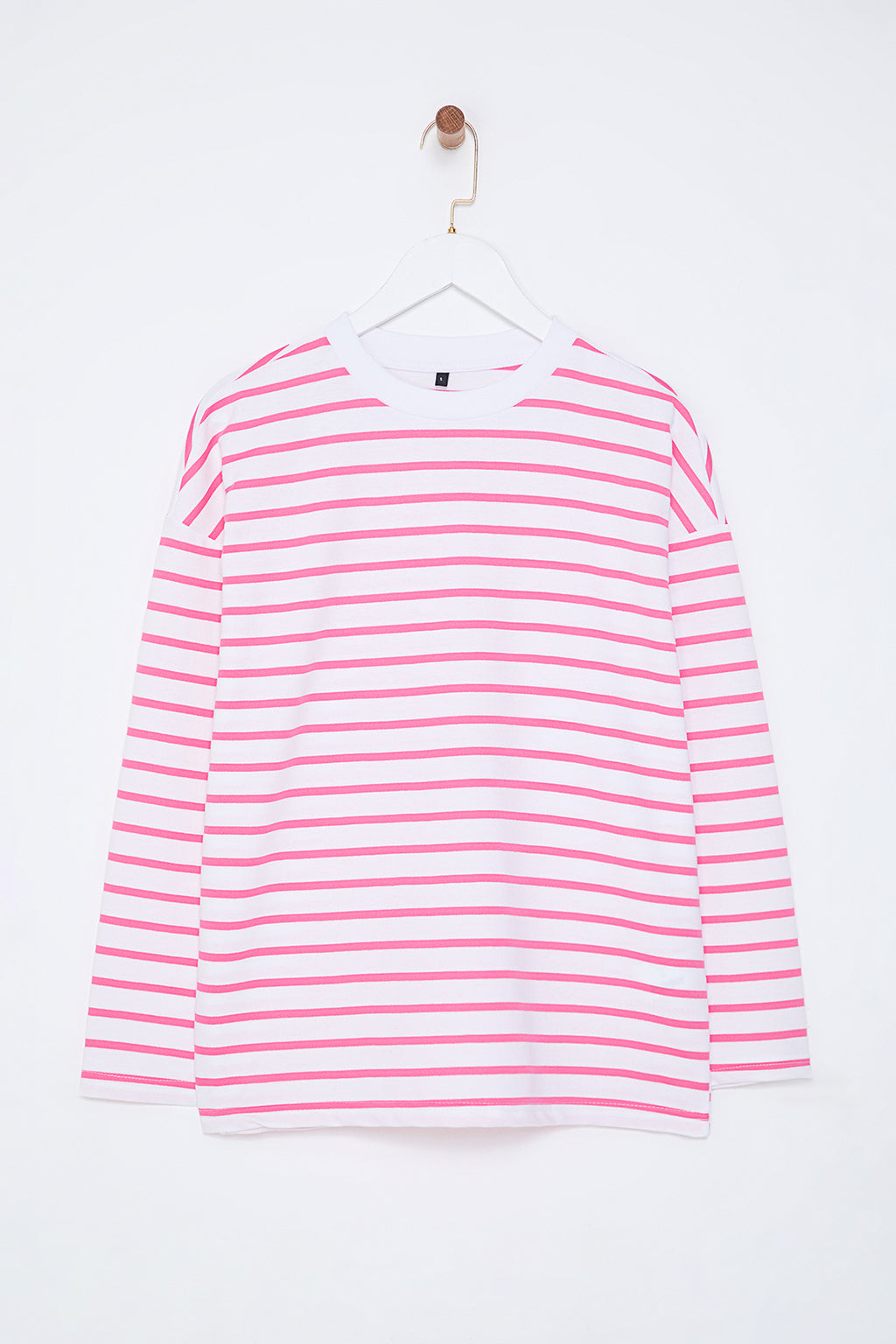 Trendyolmilla Beyaz Çizgili Oversize/Geniş Kesim Bisiklet Yaka İnce Örme Sweatshirt TWOAW23SW00326