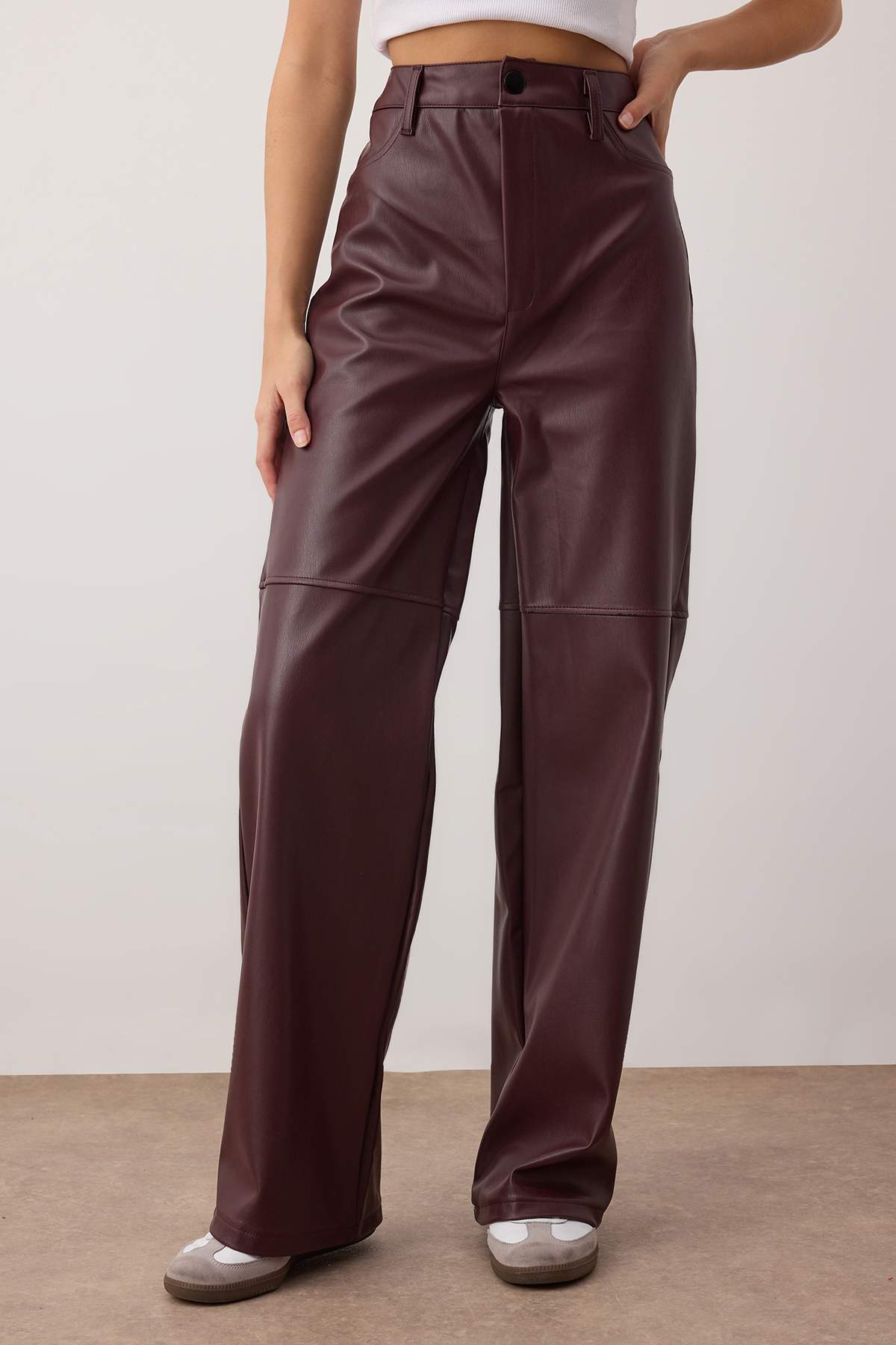 Relaxed/Rahat Straight/Boru Paça Dikiş Detaylı Pantolon TWOAW26PL00097
