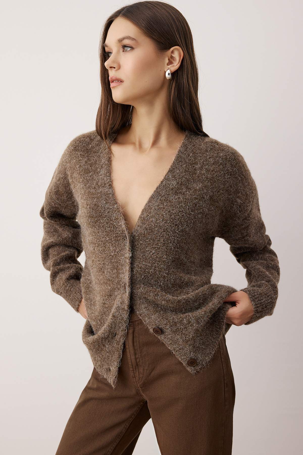 Trendyolmilla Wardrobe Essentials Bordo Alpaca Karışımlı Basic Triko Hırka TWOAW26HI00265
