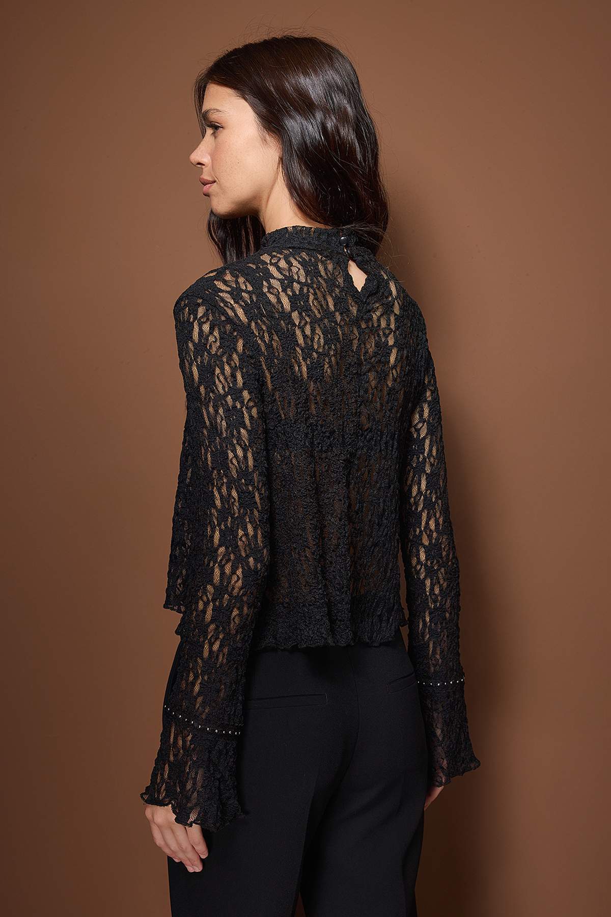 Siyah Şerit Aksesuar Detaylı Regular/Normal Kalıp Dantel Esnek Örme Bluz TWOAW26BZ00333