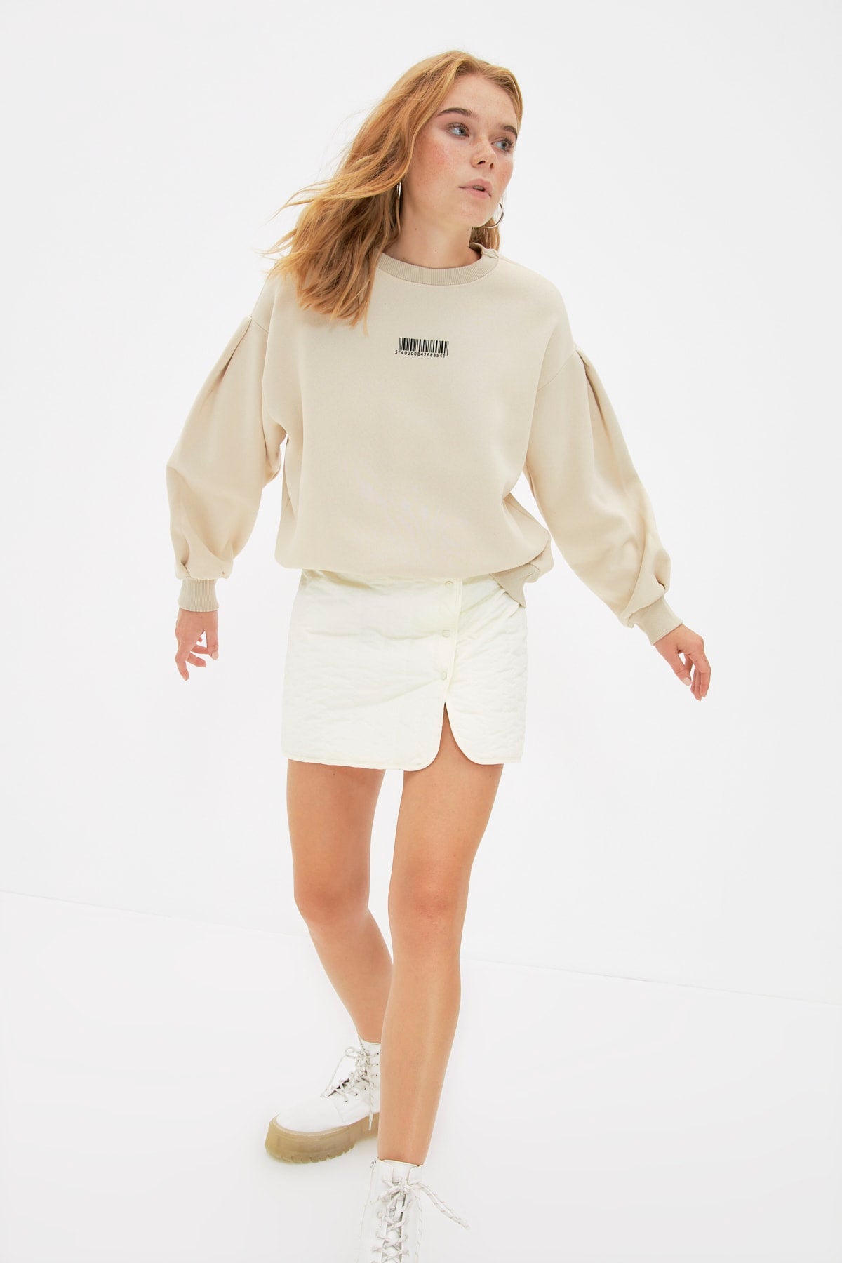 Taş Kalın İçi Polarlı Minimal Baskılı Balon Kol Örme Sweatshirt TWOAW22SW1864