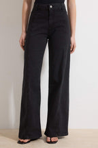 Siyah Yüksek Bel Dikiş Detaylı Ekstra Esnek Wide Leg Geniş Paça Jeans TWOSS26JE00024
