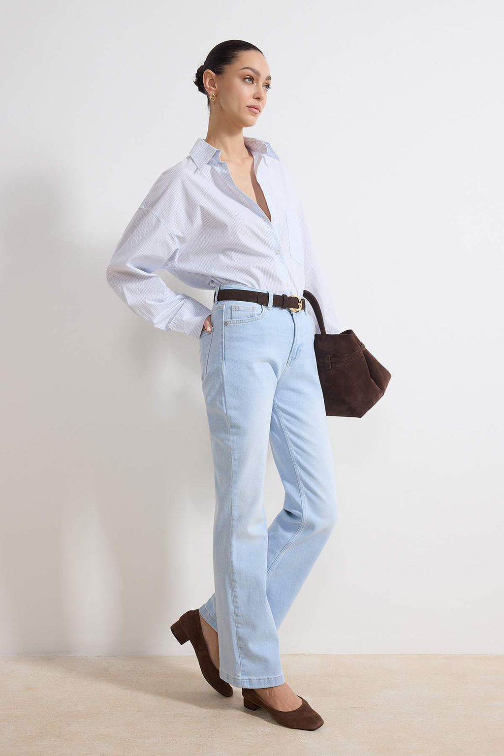 Trendyolmilla Mavi Yüksek Bel Comfort/Esnek İspanyol Paça Flare Jeans TWOAW26JE00047