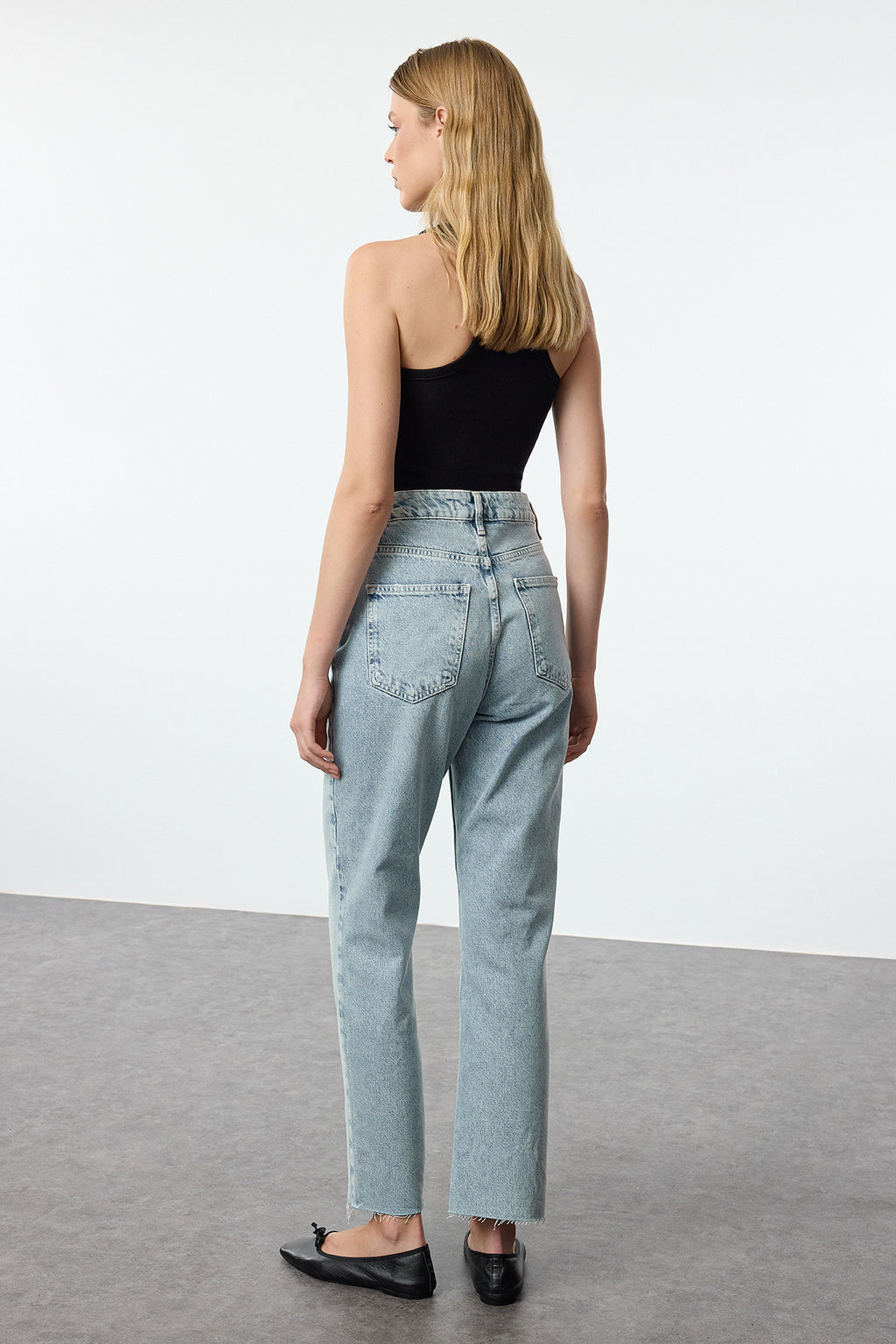 Trendyolmilla Haki Paçası Kesikli Yüksek Bel Straight Jeans TWOAW25JE00307