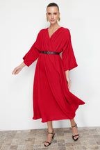 Trendyolmilla Kahverengi Kemerli A-line Kruvaze Yakalı Aerobin Boho Midi Dokuma Elbise TWOSS24EL00992