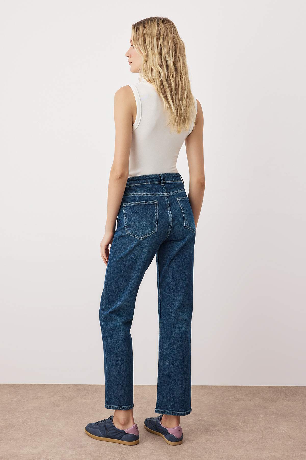 Trendyolmilla Mavi More Sustainable Esnek Comfort Straight Jeans TWOAW26JE00090