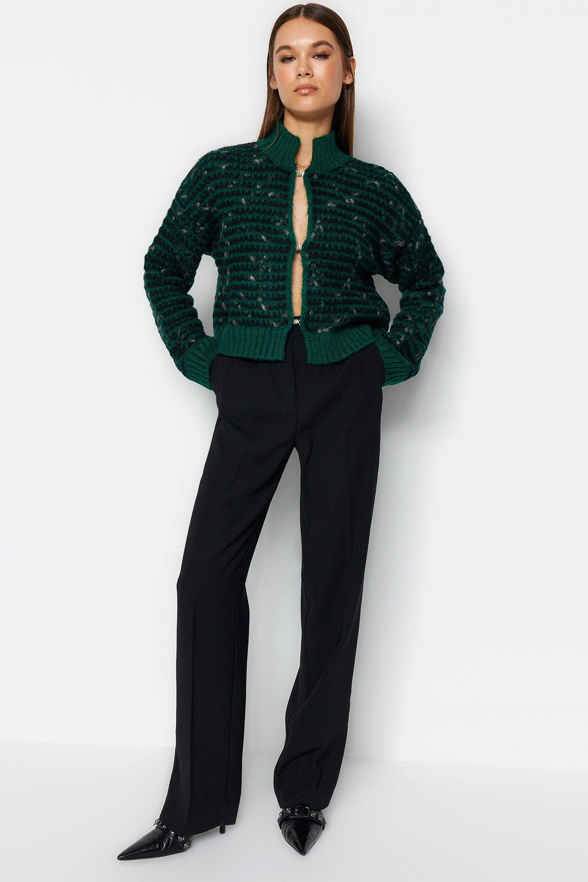 Trendyolmilla Kahverengi Yumuşak Dokulu Degrade Triko Hırka TWOAW24HI00052