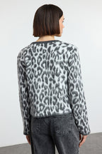 Trendyolmilla Kahverengi Leopar Desenli Triko Hırka TWOAW25HI00378