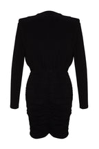 Trendyolmilla Siyah Vatkalı Drapeli Fitted/Vücuda Oturan Mini Esnek Örme Kalem Elbise TWOAW24EL00821