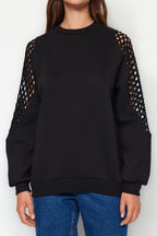 Siyah File Detaylı Kalın İçi Polarlı Regular/Normal Kalıp Örme Sweatshirt TWOAW24SW00134