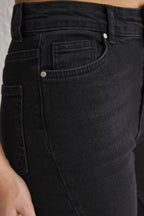 Trendyolmilla Koyu Mavi Yüksek Bel Comfort/Esnek Flare İspanyol Paça Jeans TWOSS25JE00110