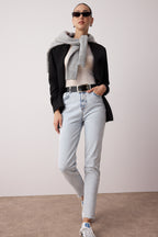 Trendyolmilla Açık Mavi Yüksek Bel Mom Comfort Jeans TWOSS25JE00279