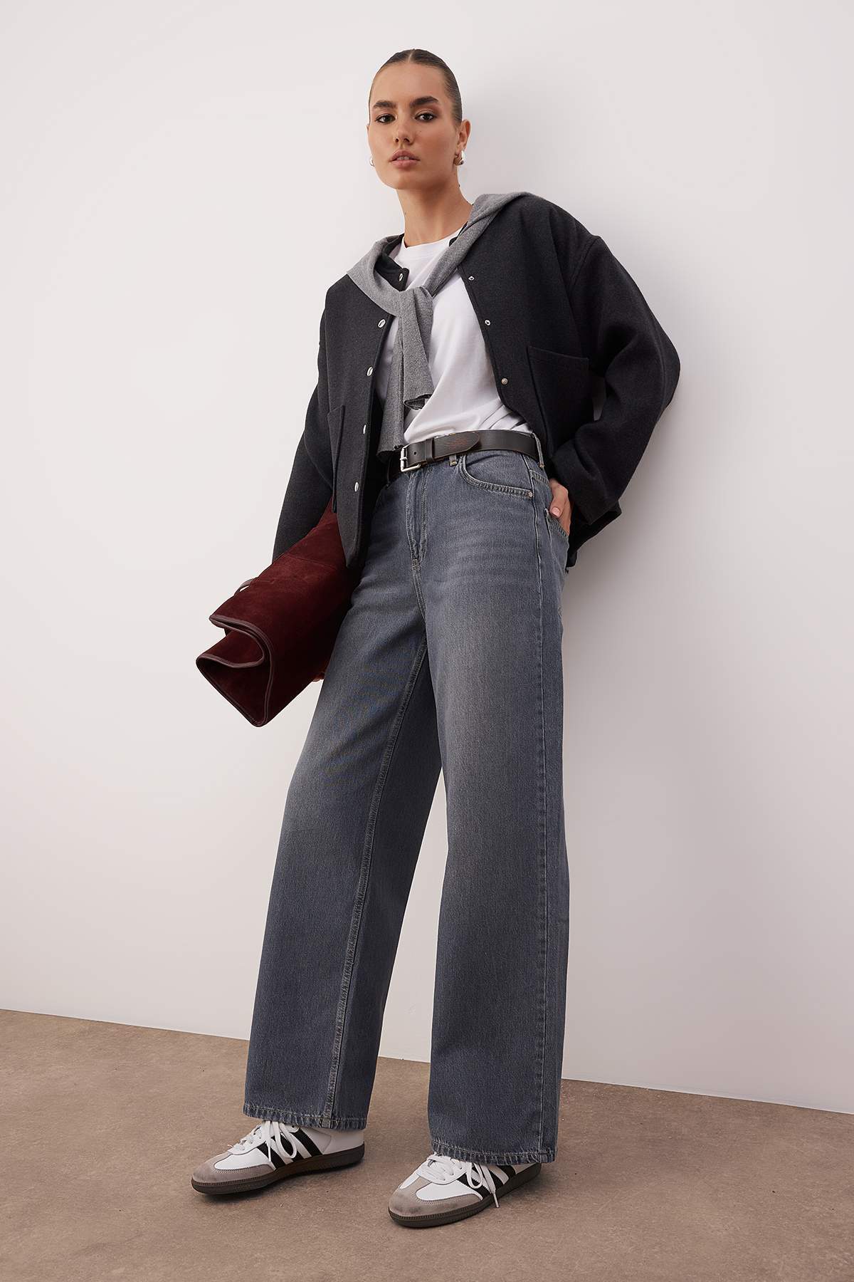 Gri Yüksek Bel Baggy Wide Leg Rahat Geniş Paça %100 Pamuklu Jeans TWOAW26JE00239 Secondary image