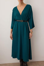 Trendyolmilla Kahverengi Kemerli A-line Kruvaze Yakalı Aerobin Boho Midi Dokuma Elbise TWOSS24EL00992