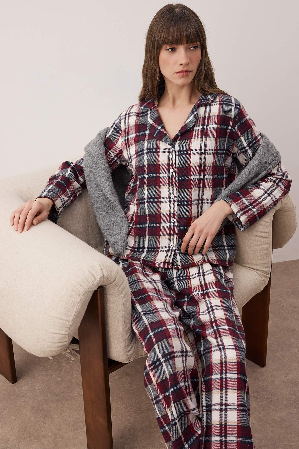 Trendyolmilla Çok Renkli Pamuklu Ekoseli Kışlık Kalın Flanel Dokuma Pijama Takımı THMAW26PT00175 Secondary image